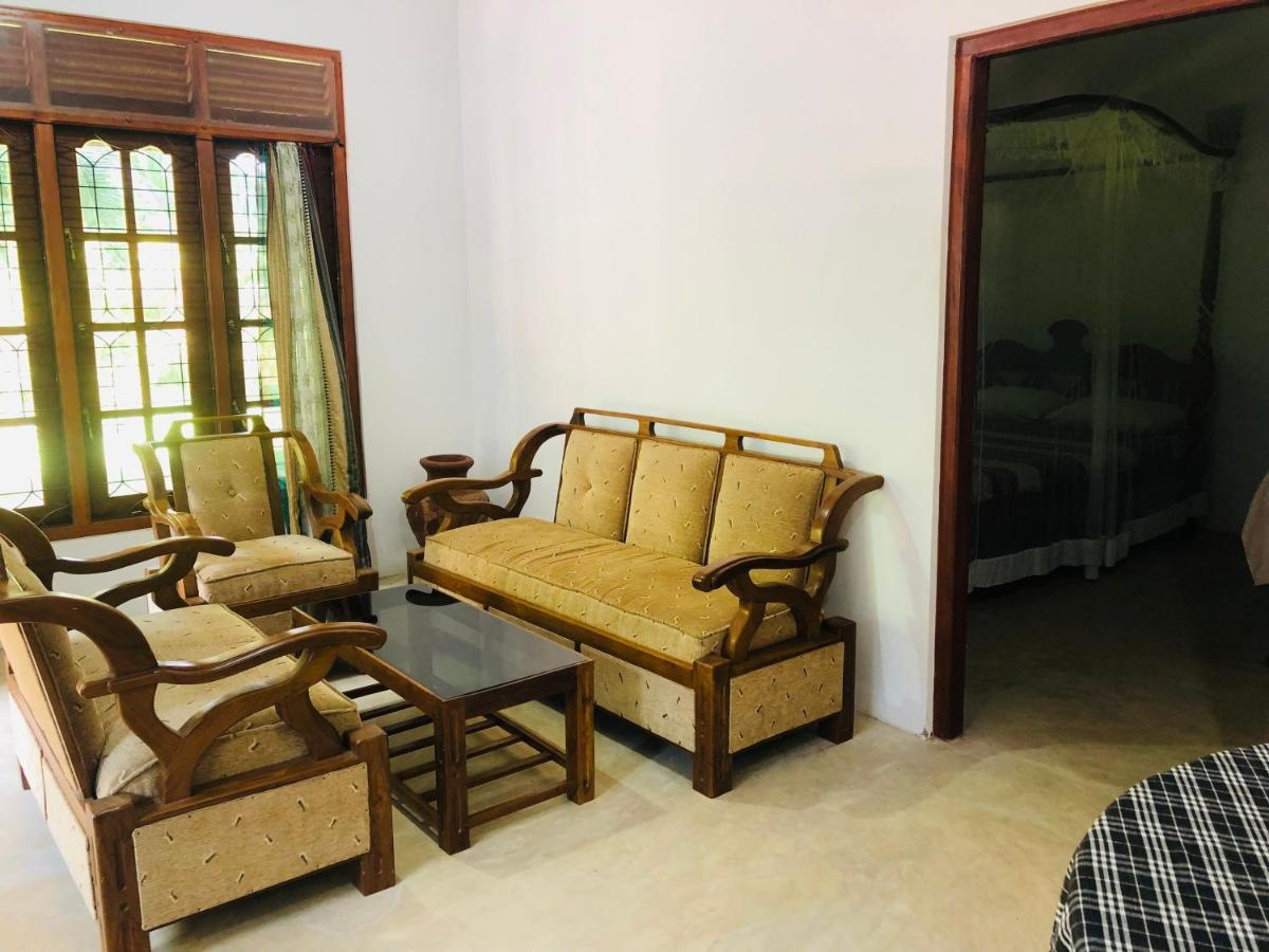 Jungle View Guesthouse Унаватуна Екстериор снимка