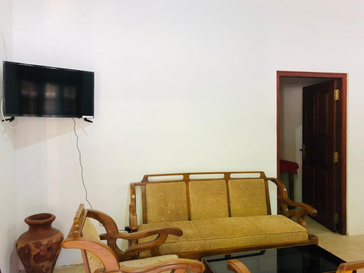 Jungle View Guesthouse Унаватуна Екстериор снимка